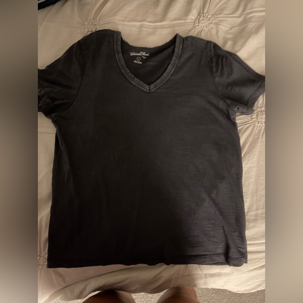 V-neck T-shirt